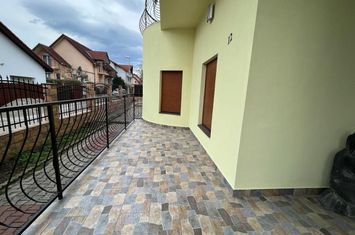 Casă - 4 camere de inchiriat SIBIU - Sibiu anunturi imobiliare Sibiu