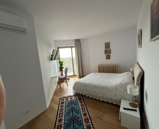 Apartament 3 camere P-ta Presei, 92 mp