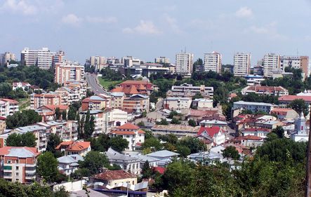 În Slatina, tot mai mulţi proprietari renunţă la apartamente, deoarece nu mai pot plăti rata