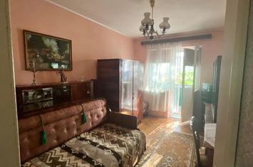 Apartament 3 camere de vanzare RADAUTI - Suceava anunturi imobiliare Suceava
