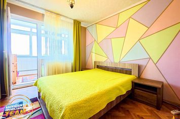 Apartament 3 camere de vanzare CENTRAL - Covasna anunturi imobiliare Covasna
