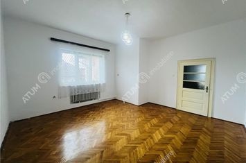 Apartament 4 camere de vanzare CENTRAL - Sibiu anunturi imobiliare Sibiu