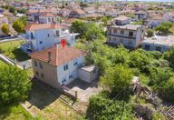 45.000 €, Vilă