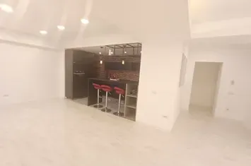 Apartament 3 camere superb si curte proprie Parc Herastrau anunturi imobiliare Bucuresti