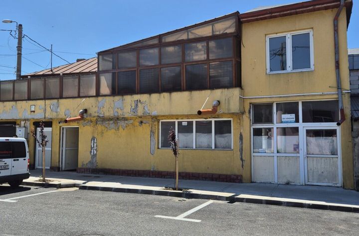 PROPRIETAR-Vand spatiu comercial, Calarasi anunturi imobiliare Calarasi