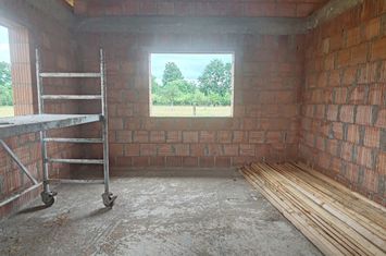 Casă - 4 camere de vanzare SACALASENI - Maramures anunturi imobiliare Maramures
