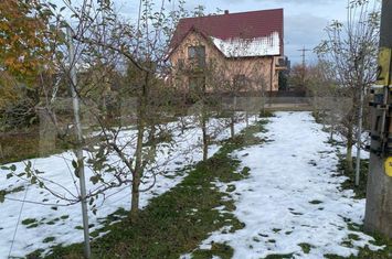 Casă - 4 camere de vanzare RADAUTI - Suceava anunturi imobiliare Suceava