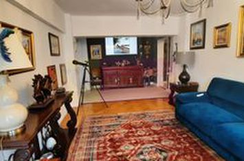 Vanzare apartament de 4 camere in zona Decebal-Alba Iulia anunturi imobiliare Bucuresti