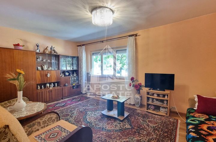 Apartament 2 camere, decomandat,  centrala proprie, Calea Aradului anunturi imobiliare Timis