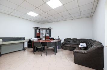 Spațiu ideal pentru birou funcțional și accesibil! Str. Mărășești anunturi imobiliare Arad