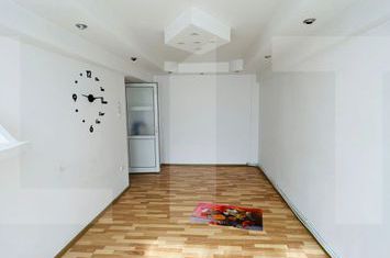 Apartament 3 camere de vanzare BOTOSANI - Botosani anunturi imobiliare Botosani