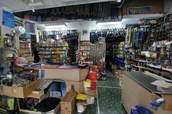 Afacere piese auto în centrul Serres, 280 mp anunturi imobiliare Grecia