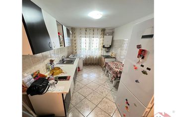 Apartament 2 camere de vanzare GARA - Vrancea anunturi imobiliare Vrancea