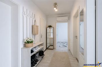 Apartament 2 camere de vanzare BARTOLOMEU - Brasov anunturi imobiliare Brasov