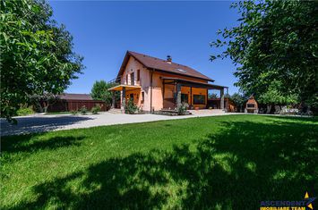 Casă - 5 camere de vanzare HARMAN - Brasov anunturi imobiliare Brasov