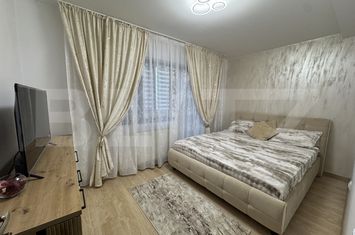 Apartament 3 camere de vanzare CRAIOVA - Dolj anunturi imobiliare Dolj