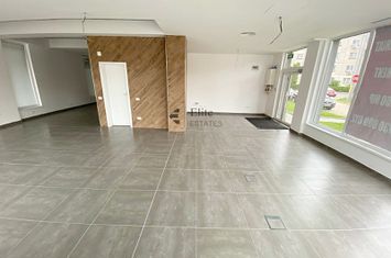 Spatiu Comercial de inchiriat zona Decebal Prima Shops anunturi imobiliare Bihor