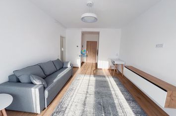Garsonieră de inchiriat TRACTORUL - Brasov anunturi imobiliare Brasov