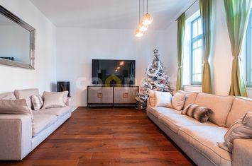Casă - 6 camere de vanzare CLUJ-NAPOCA - Cluj anunturi imobiliare Cluj