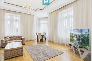 Apartament deosebit în clădire istorică central anunturi imobiliare Timis
