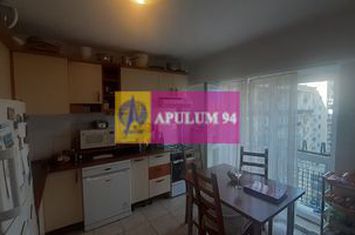 Apartament frumos, spațios, decomandat zona Bld Unirii-Zepter anunturi imobiliare Bucuresti