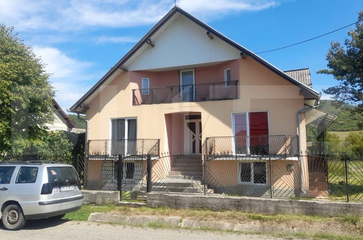 Casă - 6 camere de vanzare BISTRITA - Bistrita-Nasaud anunturi imobiliare Bistrita-Nasaud
