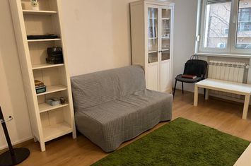 Garsonieră de vanzare PIATA ALBA IULIA - Bucuresti anunturi imobiliare Bucuresti