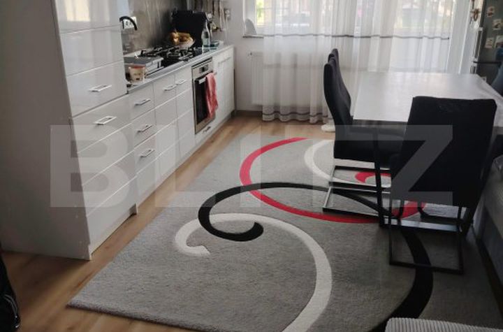 Apartament 3 camere de vanzare FLORESTI - Cluj anunturi imobiliare Cluj