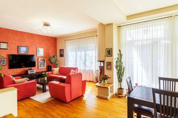 Vilă - 5 camere de vanzare CLUJ-NAPOCA - Cluj anunturi imobiliare Cluj