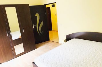 Apartament 2 camere,  parter inalt zona Pasteur-Recuperare-Zorilor anunturi imobiliare Cluj