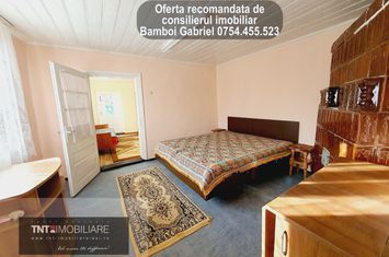 Casa traditionala, cu teren de 5100 mp zona Tomesti-Moreni anunturi imobiliare Iasi
