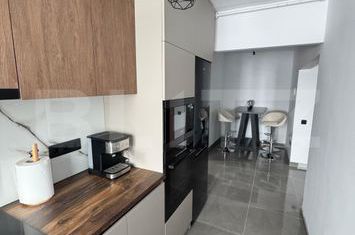 Apartament 3 camere de vanzare DEJ - Cluj anunturi imobiliare Cluj