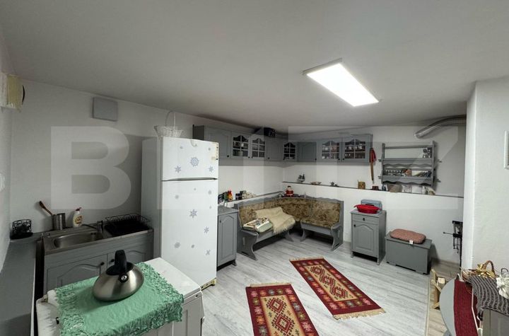 Casă - 4 camere de vanzare DEVA - Hunedoara anunturi imobiliare Hunedoara