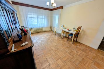 Apartament 4 camere de vanzare IASI - Iasi anunturi imobiliare Iasi