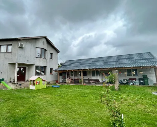 Casă 3 cam Les, 123 mp