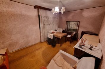 Apartament 3 camere de vanzare BISTRITA LAC - Bacau anunturi imobiliare Bacau