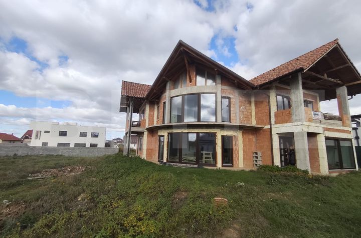 Vilă - 6 camere de vanzare SANMARTIN - Bihor anunturi imobiliare Bihor