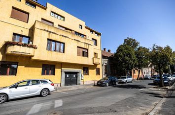 Apartament pe str. Vicențiu Babeș - Ideal pentru locuință sau birouri anunturi imobiliare Arad