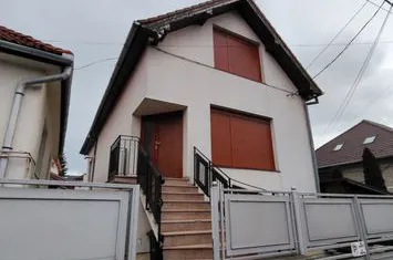 Vilă - 3 camere de inchiriat STRAND - Sibiu anunturi imobiliare Sibiu