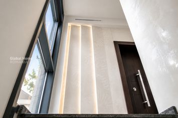 Vilă - 9 camere de vanzare OTOPENI - Bucuresti anunturi imobiliare Bucuresti