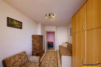 Apartament 4 camere de vanzare ACATARI - Mures anunturi imobiliare Mures