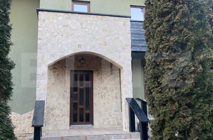 Casă - 4 camere de vanzare SUCEAVA - Suceava anunturi imobiliare Suceava