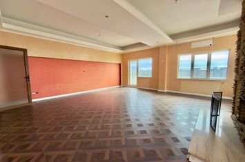 Apartament 5 camere de vanzare GEORGE ENESCU - Dolj anunturi imobiliare Dolj