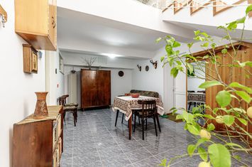 Casa P+2 în zona centrală Chișineu-Criș anunturi imobiliare Arad