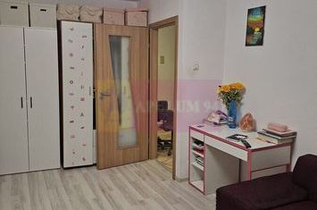 Gaesoniera  Aparatorii Patriei, la Universitataea Spiru Haret anunturi imobiliare Bucuresti