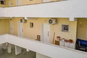 Studio renovat 26 mp, 190 metri de mare, Asprovalta anunturi imobiliare Grecia