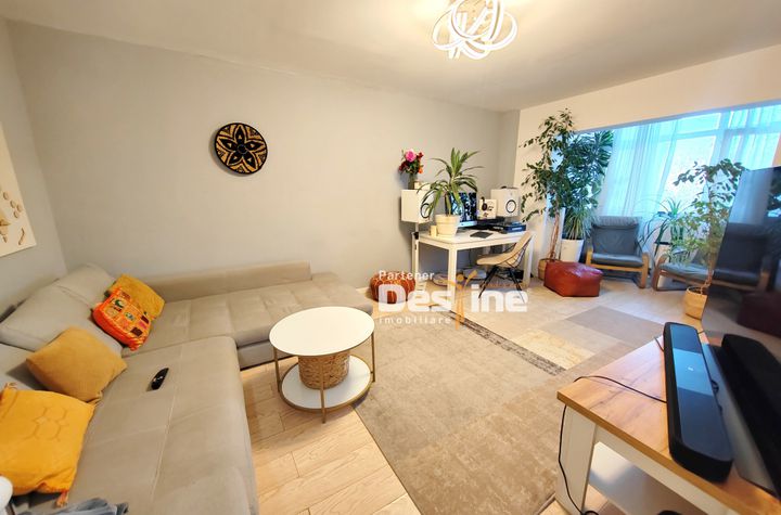 Apartament 4 camere de vanzare IASI - Iasi anunturi imobiliare Iasi