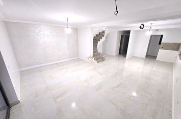 Vilă - 4 camere de vanzare SUD - Satu Mare anunturi imobiliare Satu Mare