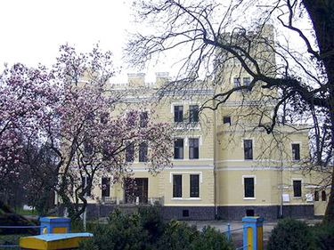 2,5 milioane de euro pentru a deveni vecin cu Ion Tiriac la domeniul de vanatoare de la Balc