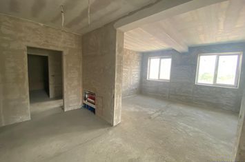 Apartament 4 camere de vanzare FALTICENI - Suceava anunturi imobiliare Suceava